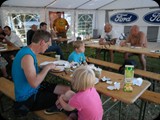 Selent 2013 - Frhstck beim 1. Internationalen Ford Capri Treffen Schleswig Holstein Juli 2013...